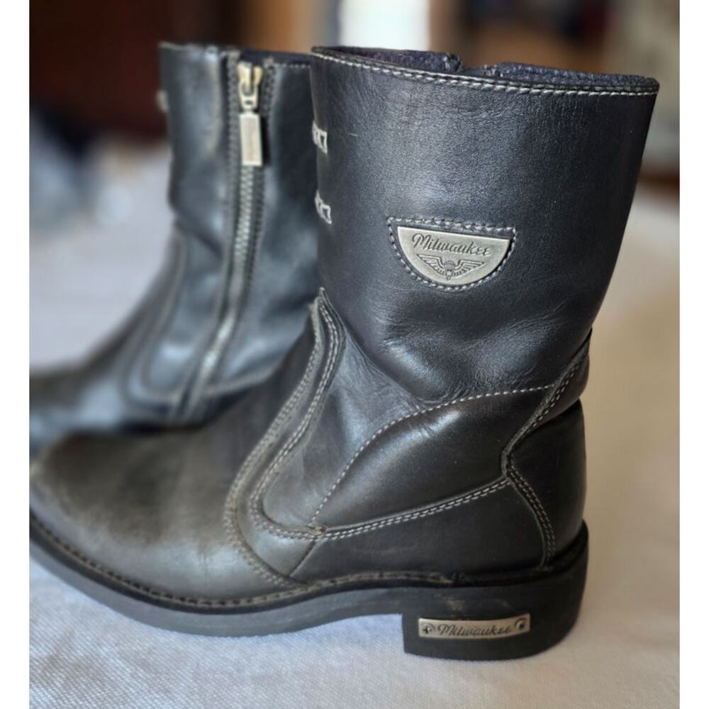 Milwaukee Women's Biker Black Leather Motorcycle Boots Silver Hardware 9 US - Picture 4 of 11